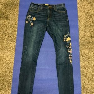Driftwood size 27 skinny jeans